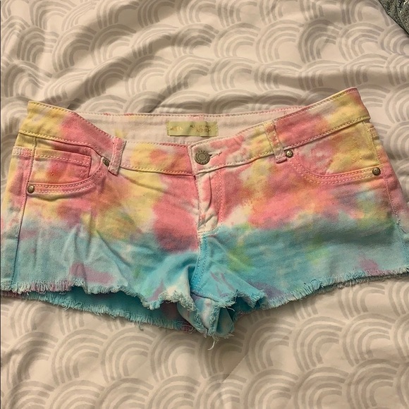 Almost Famous Pants - Almost Famous Tye Dye Shorts